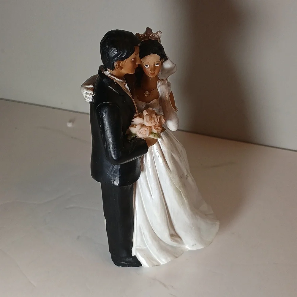 Wedding cake topper